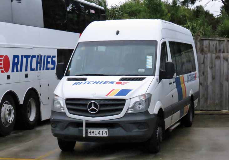 Ritchies Mercedes Sprinter 903